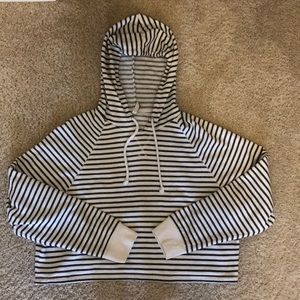 Cropped black & white hoodie